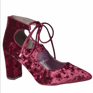 CLOUDWALKERS BY AVENUE BURGUNDY VESEY PUMP 9.5 W